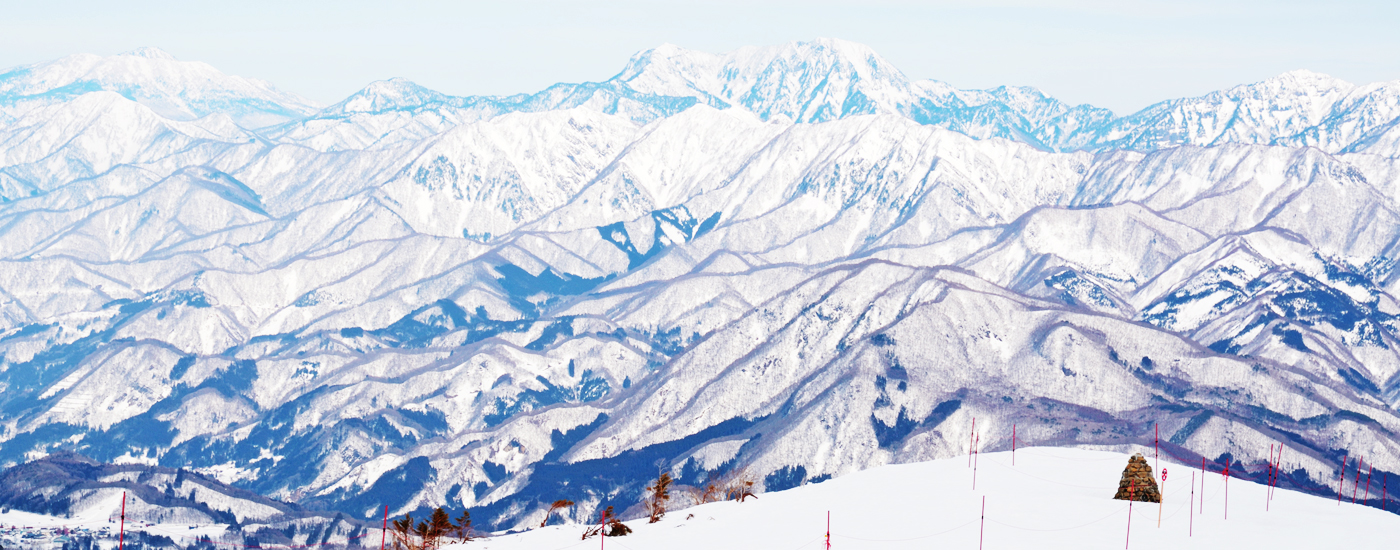 八方尾根スキー場　山頂からの風景